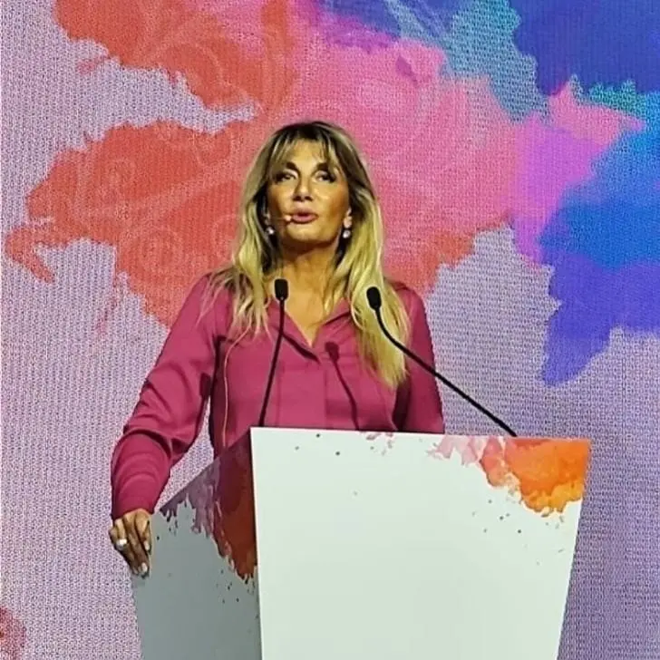 Dr Aleksandra Gardasevic-Slavuljica speaking at an international tourism conference